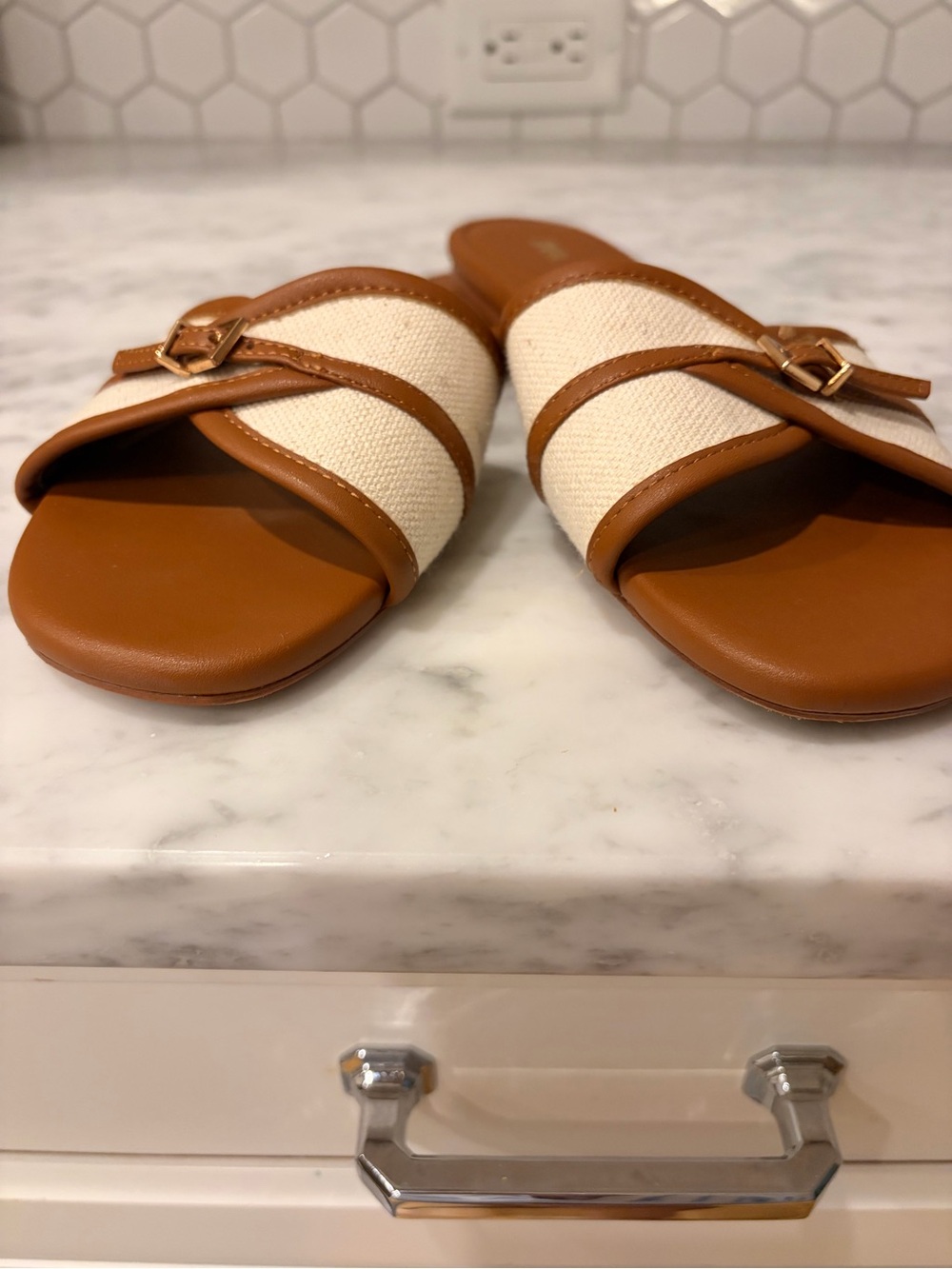 Zara Women's Tan and Cream Slide Sandals - Picture 4 of 4